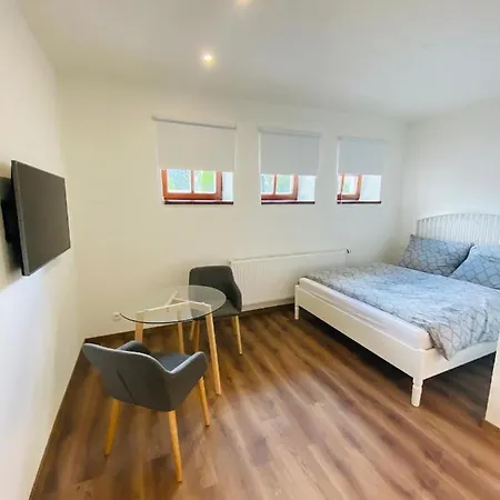 Kır Evi V Ulicce Frymburk