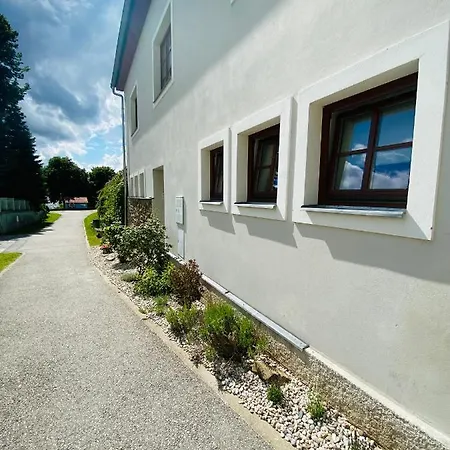 V Ulicce Landhaus *
