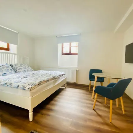 Landhaus V Ulicce Frymburk nad Vltavou