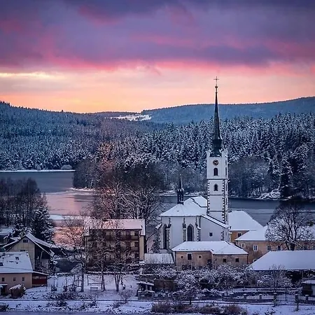 V Ulicce Landhaus Frymburk nad Vltavou